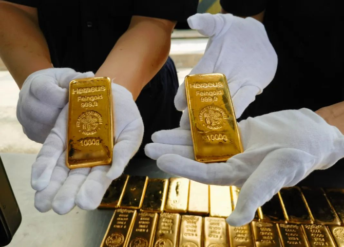 查獲金條72塊，價(jià)值約4000萬